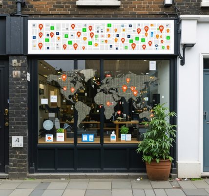 Best Google Maps SEO Tactics for Small Businesses in 2025
